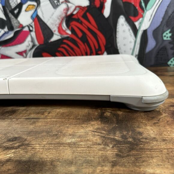 UNTESTED Wii Fit Balance Board ONLY RVL-021 *GREAT CONDITION* *READ CONDITION* - Picture 12 of 16